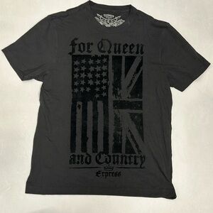 Express tee shirt size L
For queen and country